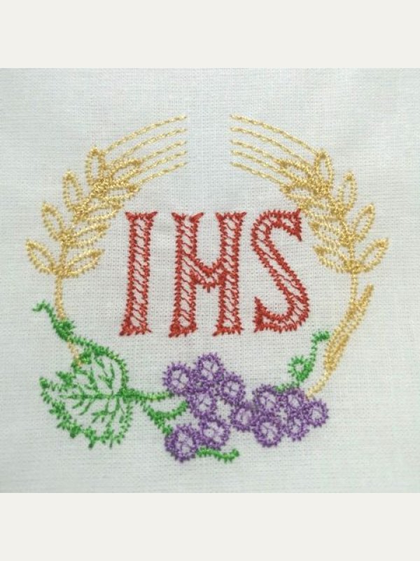 Bielizna kielichowa haftowana IHS - kolorowy haft 2