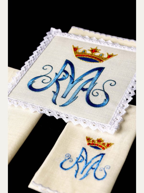 Bielizna kielichowa, lniana, haft Maryjny (126H) 3