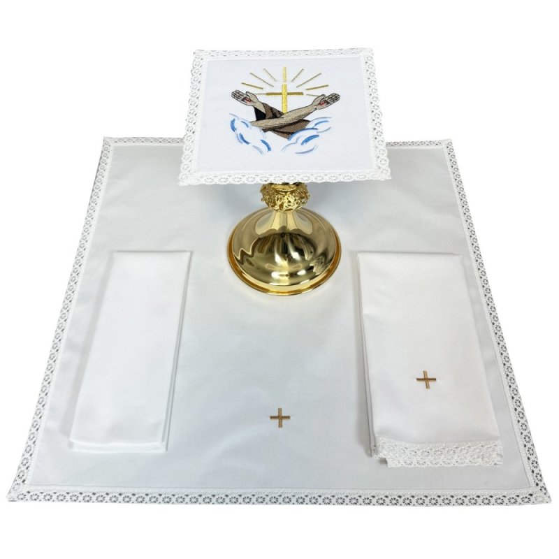Bielizna kielichowa z Symbolem Franciszkańskim