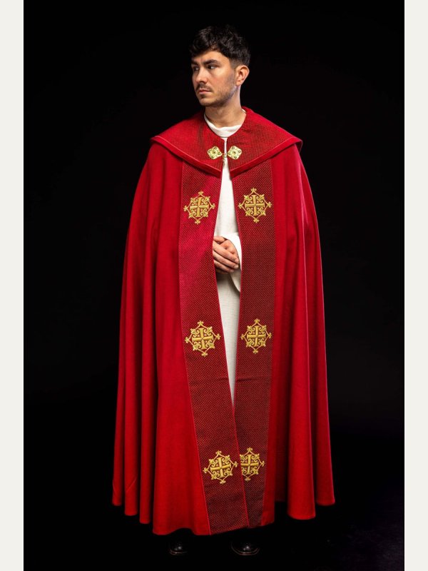 Kapa liturgiczna czerwona, haftowana, aksamitny czerwony pas (32H) 2