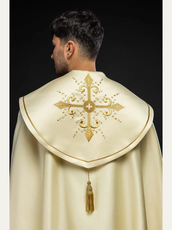 Kapa liturgiczna haftowana Krzyż - ecru (41) 2