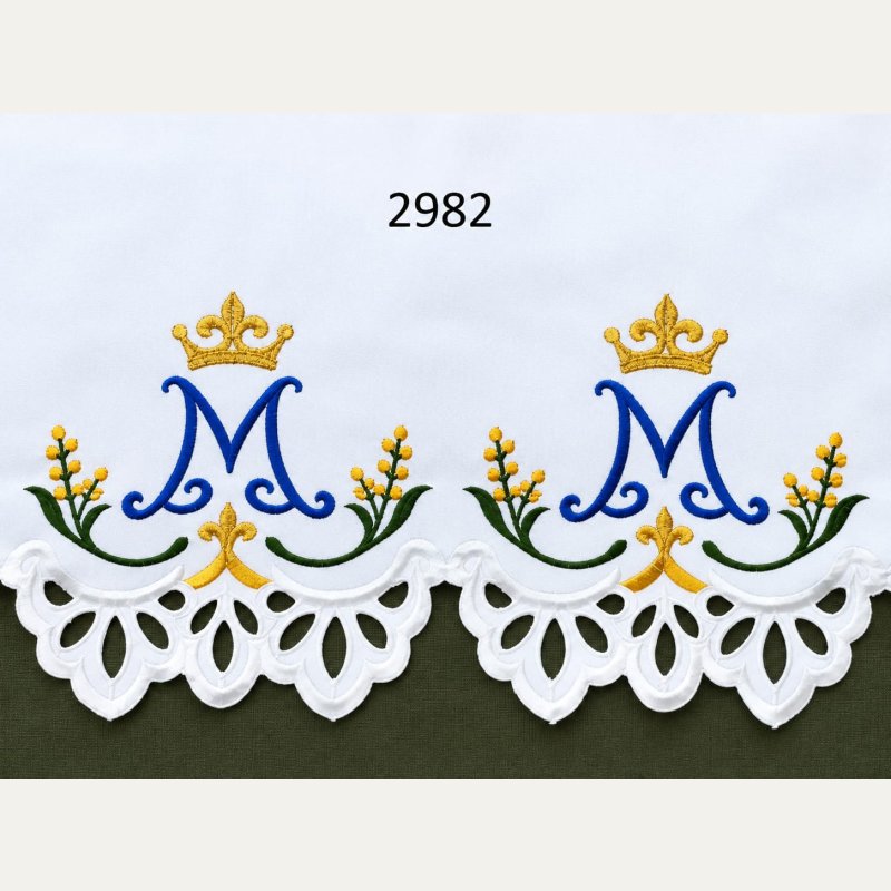 Obrus kościelny haftowany maryjny z konwaliami