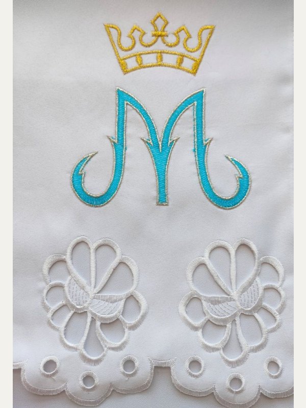 Obrus Maryjny haftowany 2