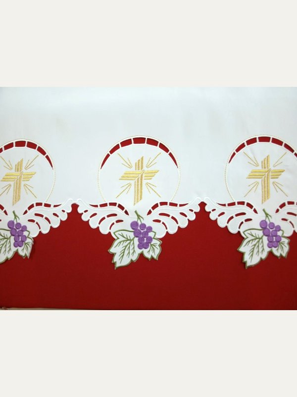 Obrus ołtarzowy haftowany - wzór eucharystyczny