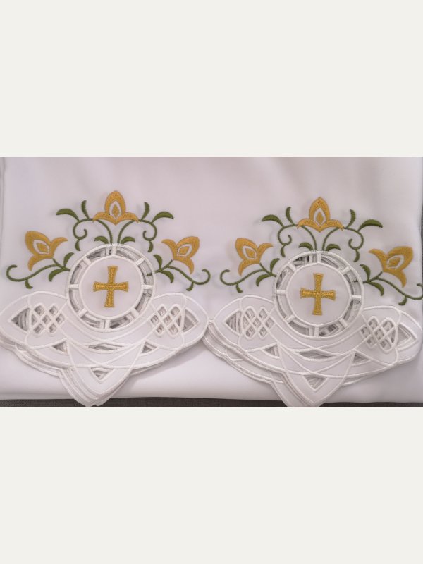 Obrus ołtarzowy haftowany - wzór eucharystyczny 2