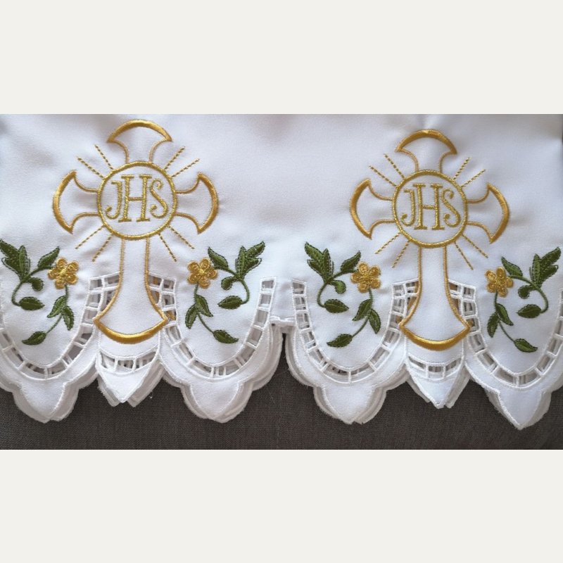 Obrus ołtarzowy haftowany - wzór eucharystyczny