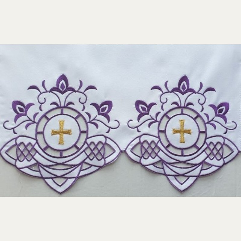 Obrus ołtarzowy haftowany - wzór eucharystyczny