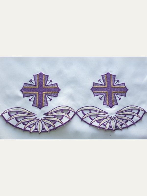 Obrus ołtarzowy haftowany - wzór eucharystyczny