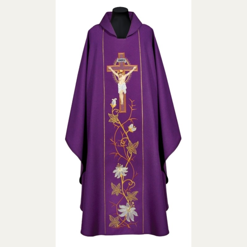 Ornat bogato haftowany - Pan Jezus na krzyżu