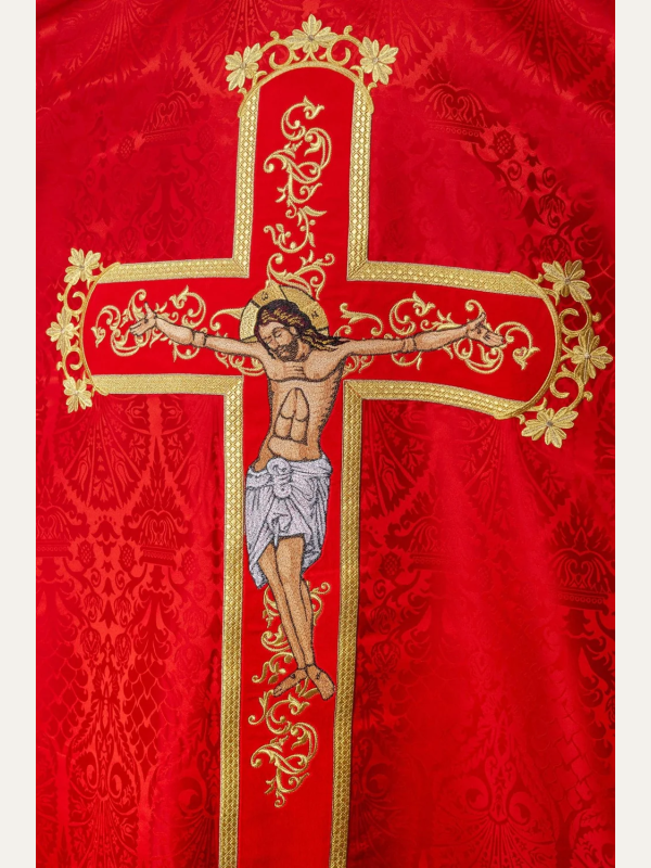 Ornat haftowany Jezus na krzyżu - czerwony 2