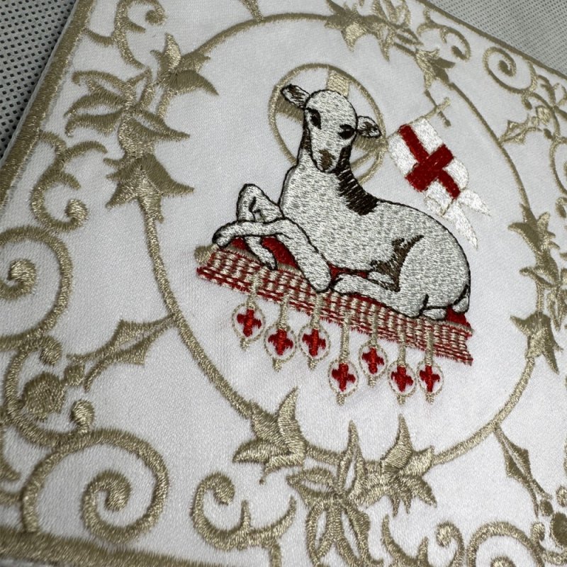 Palka haftowana Baranek Boży
