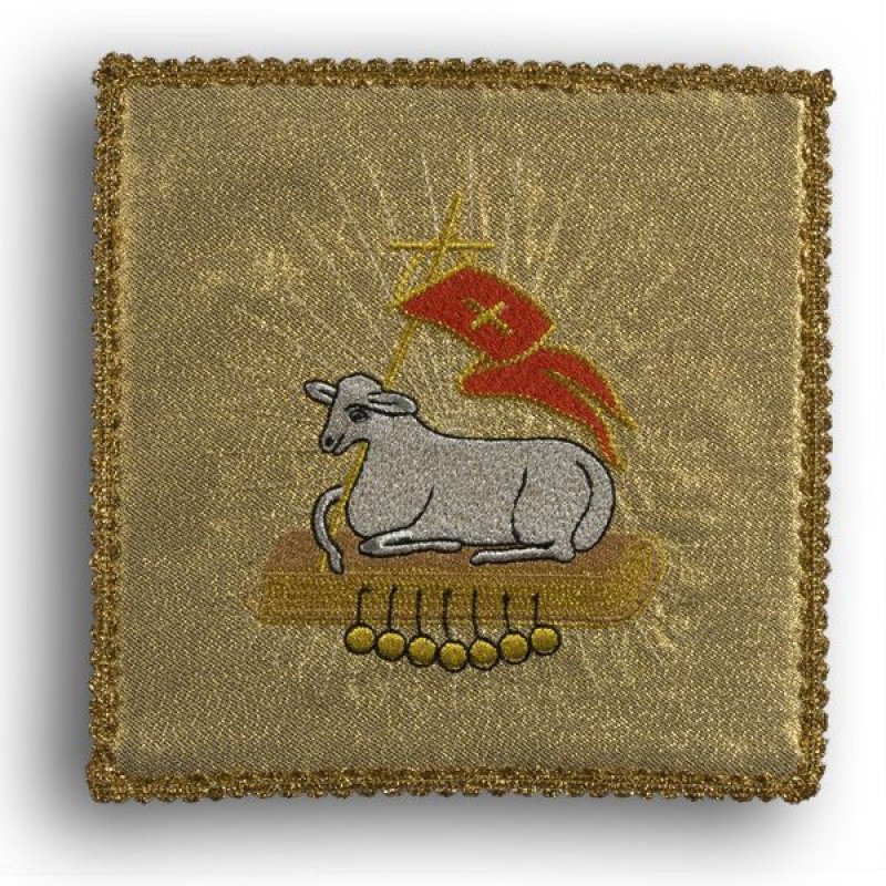 Palka haftowana złota - Baranek Ofiarny